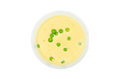 Сливочно-рыбный суп с зеленым горошком